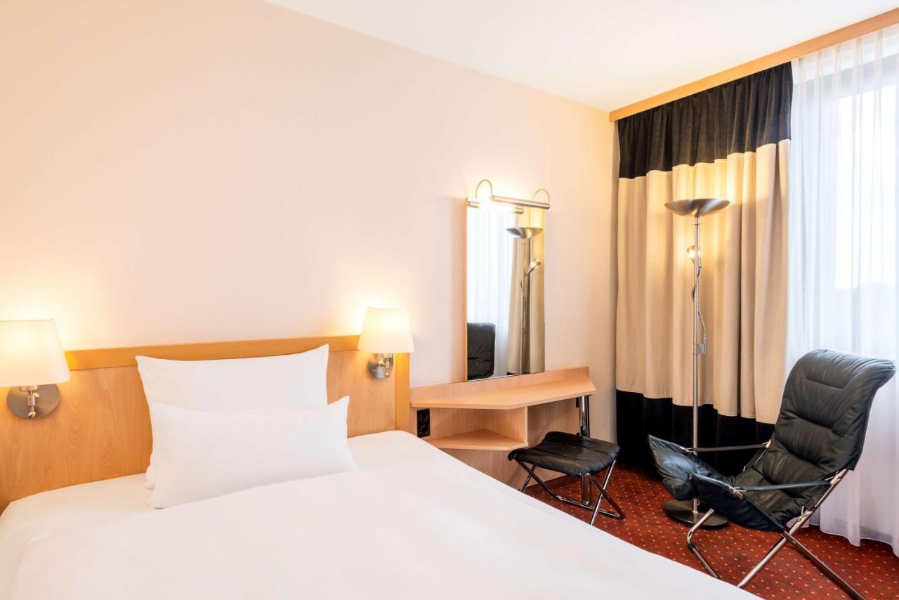 Nh Oberhausen Hotel Oberhausen  Luaran gambar