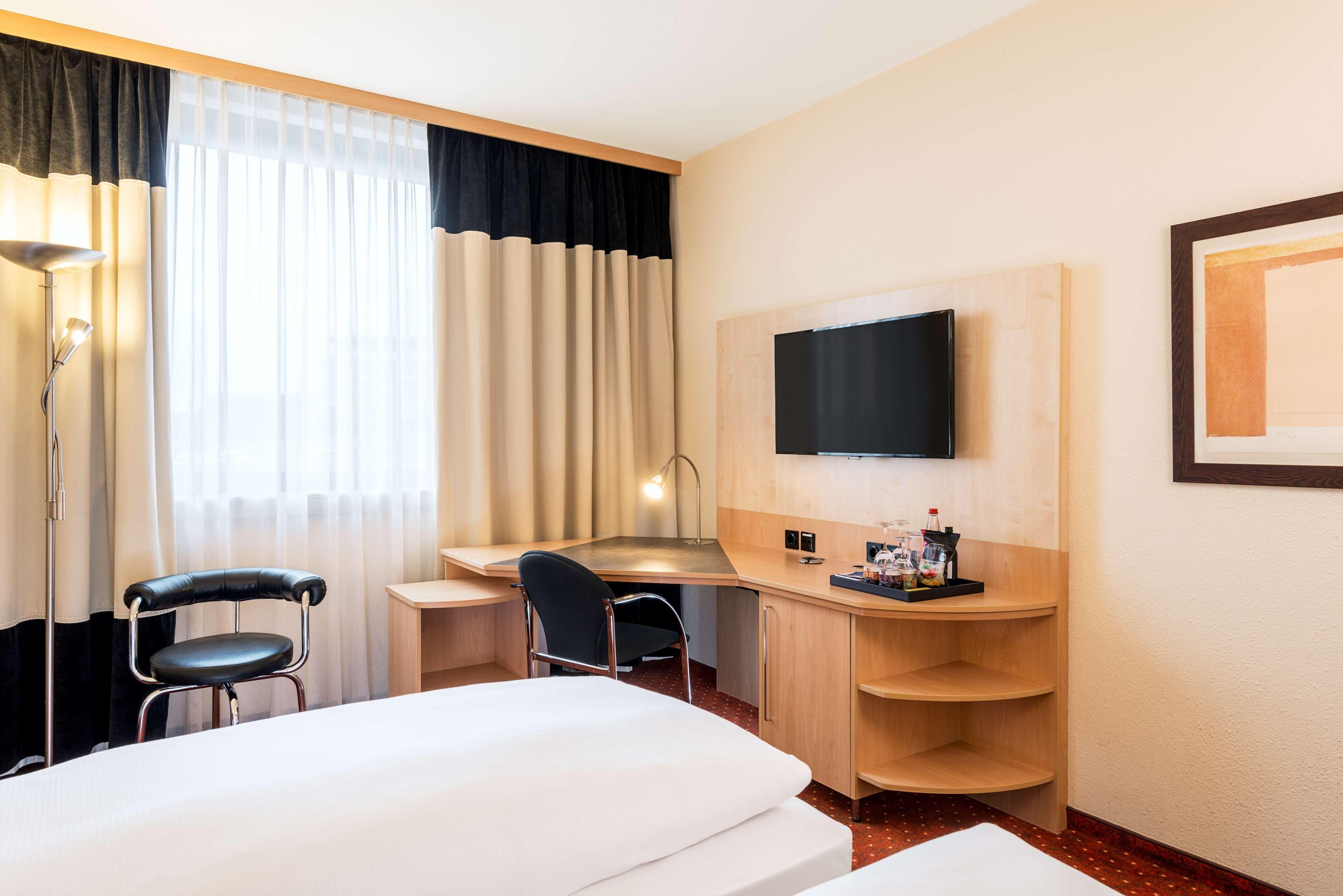Nh Oberhausen Hotel Oberhausen  Luaran gambar