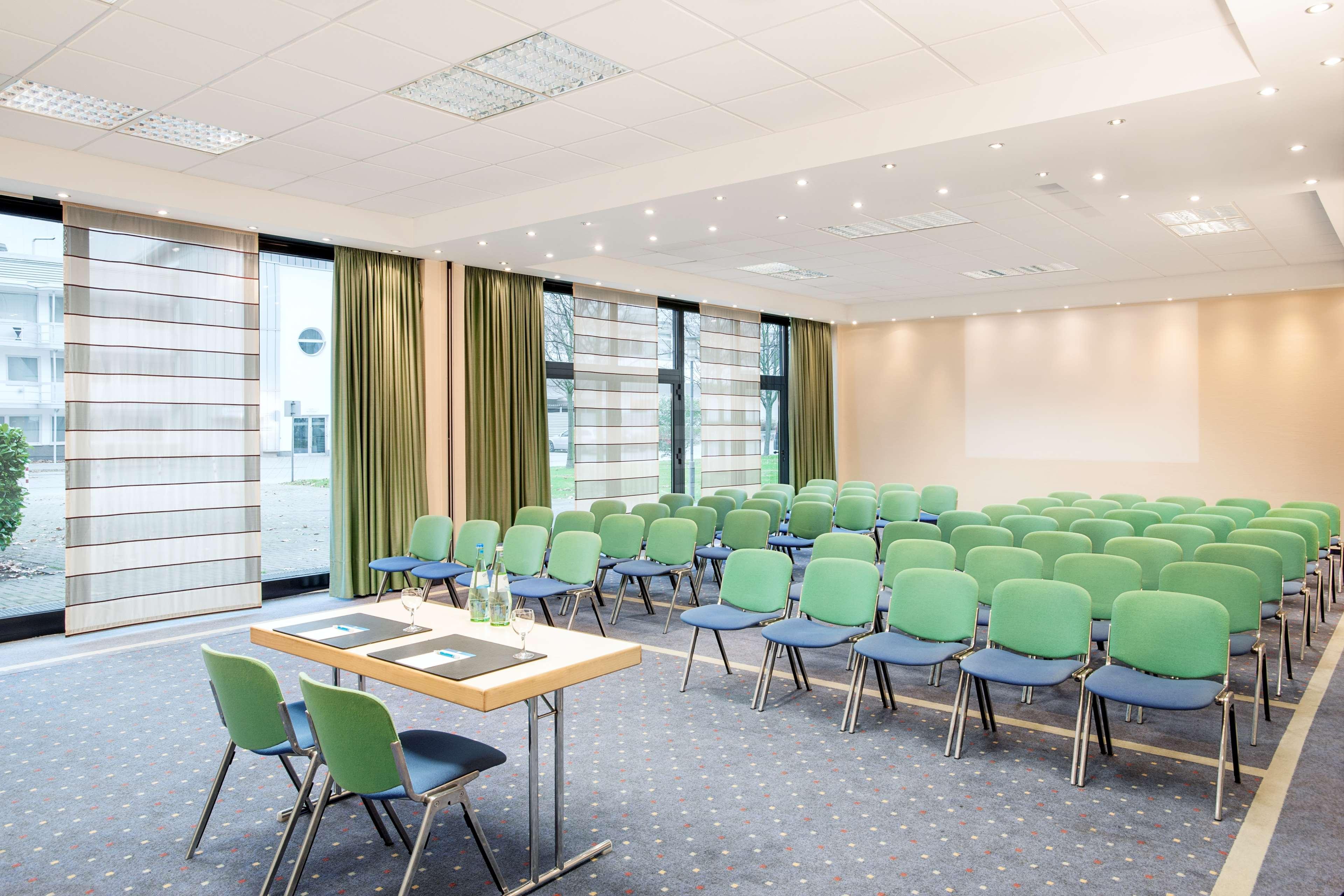 Nh Oberhausen Hotel Oberhausen  Luaran gambar