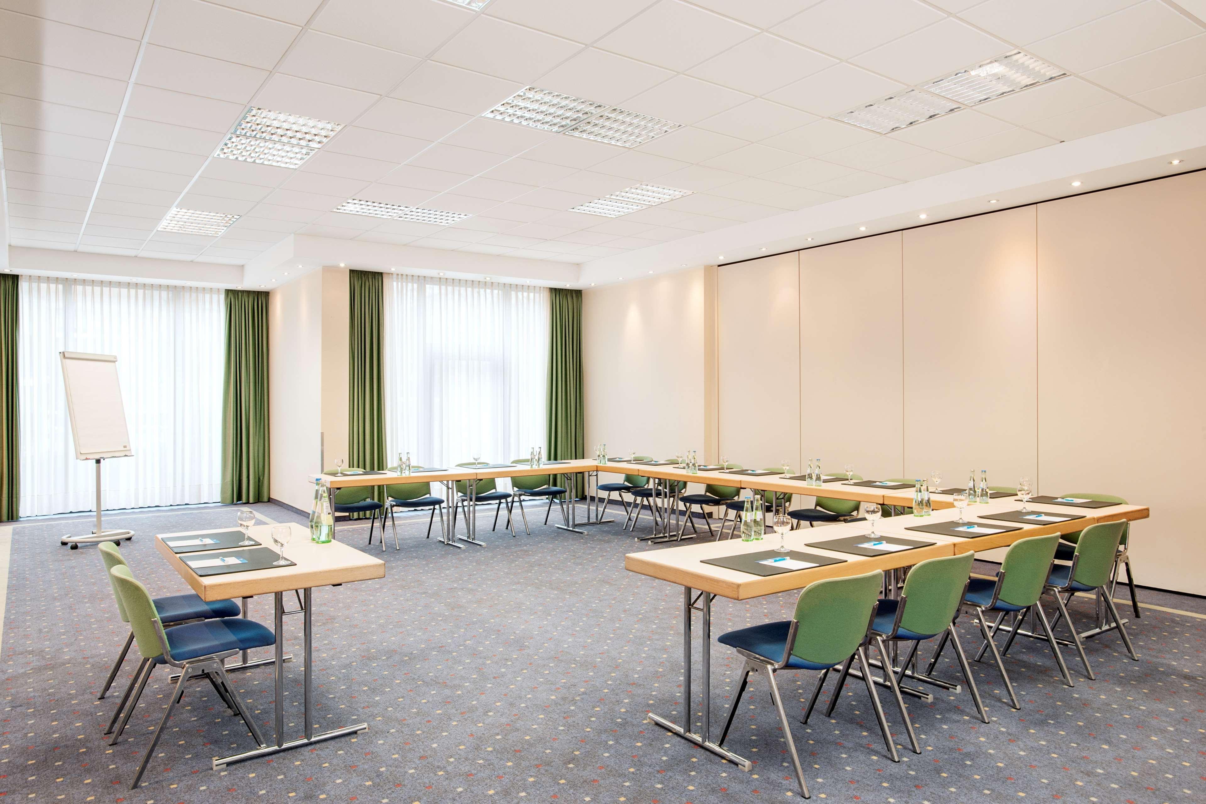 Nh Oberhausen Hotel Oberhausen  Luaran gambar