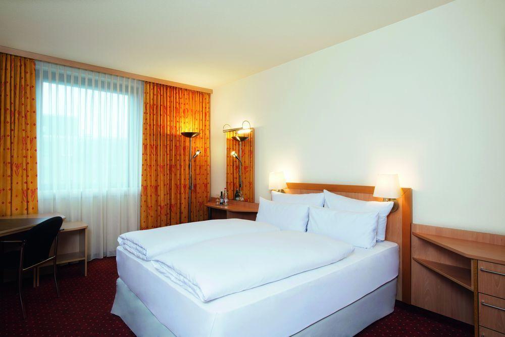 Nh Oberhausen Hotel Oberhausen  Luaran gambar